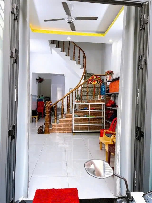 KHU VIP TÂN PHÚ- TÂN SƠN NHÌ, GÒ DẦU, HẺM XE HƠI, NHÀ ĐẸP 2 TẦNG, 58M2 (4 X14.5M), GẦN AOEN MALL- 3PN- TẶNG NỘI THẤT-CHỈ 7 TỶ XÍU..
