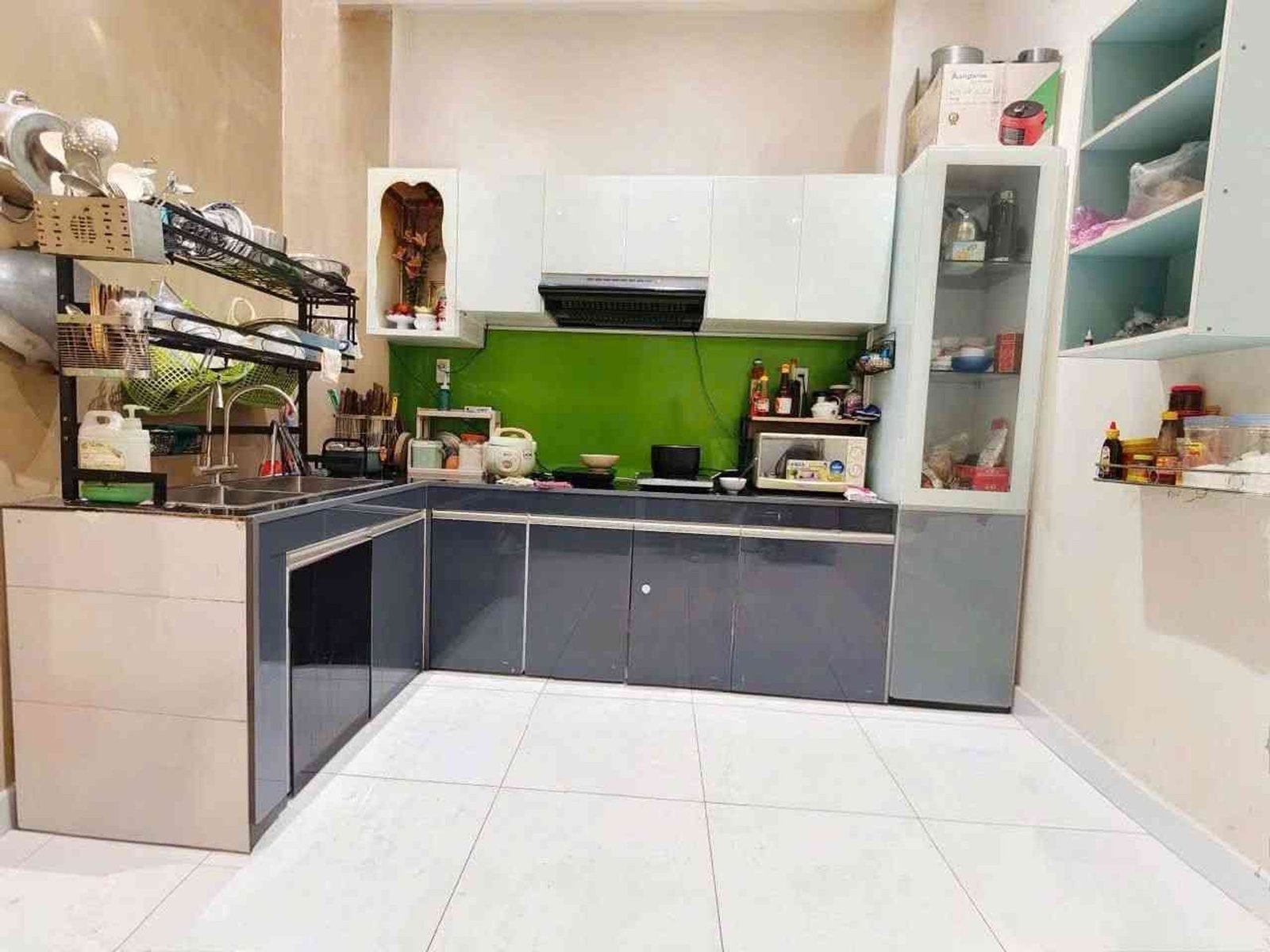 Bán nhà đường Nguyễn Duy Cung, Gò Vấp | Đối diện Emart, 3 tầng BTCT
