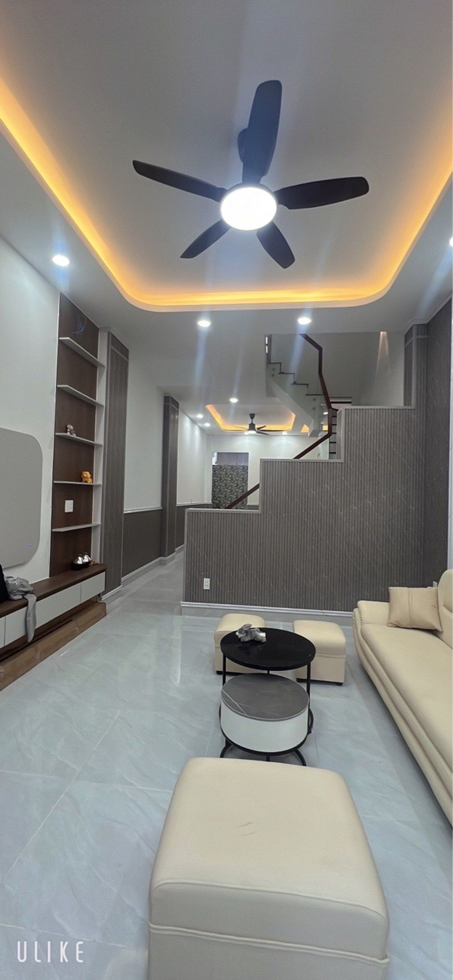 Bán nhà đường Thạnh Lộc 28, Quận 12 | Hẻm xe hơi, có điện mặt trời