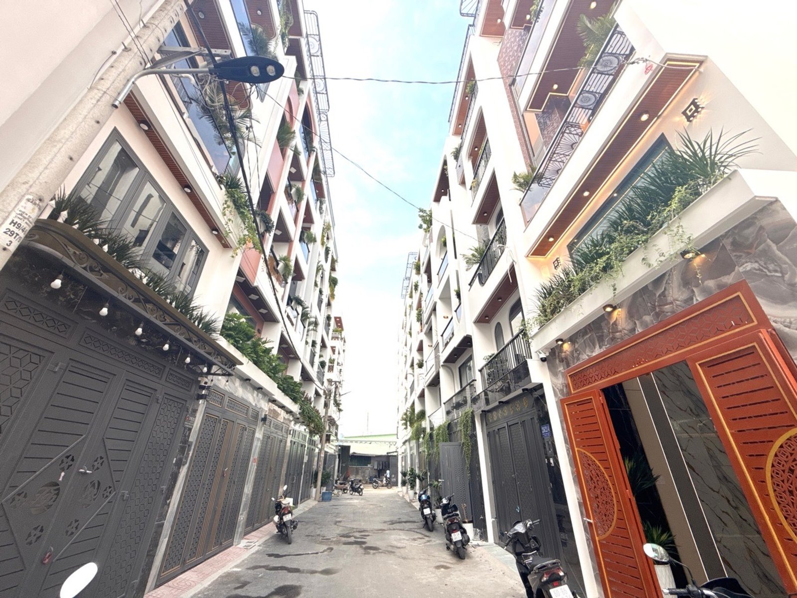 Bán nhà Lê Quang Hoà, Quận 12 | ô tô trong nhà