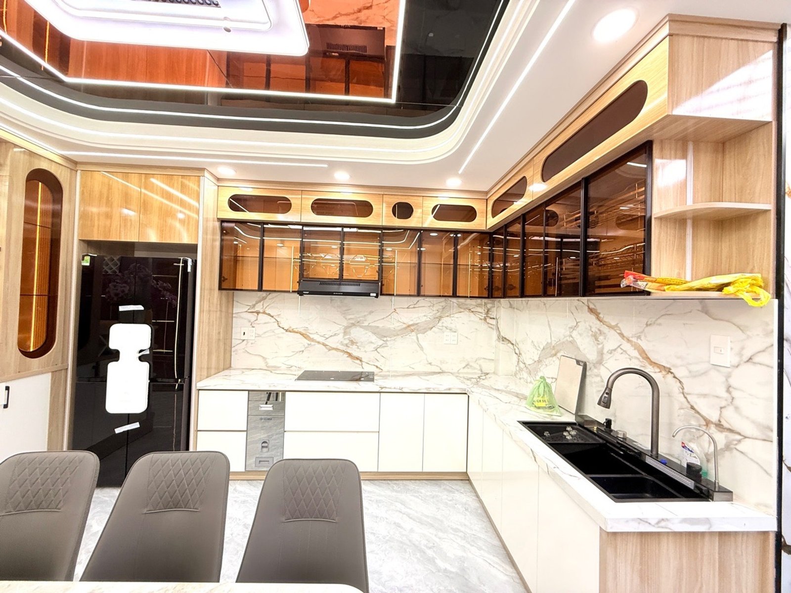 Bán nhà Lê Quang Hoà, Quận 12 | ô tô trong nhà