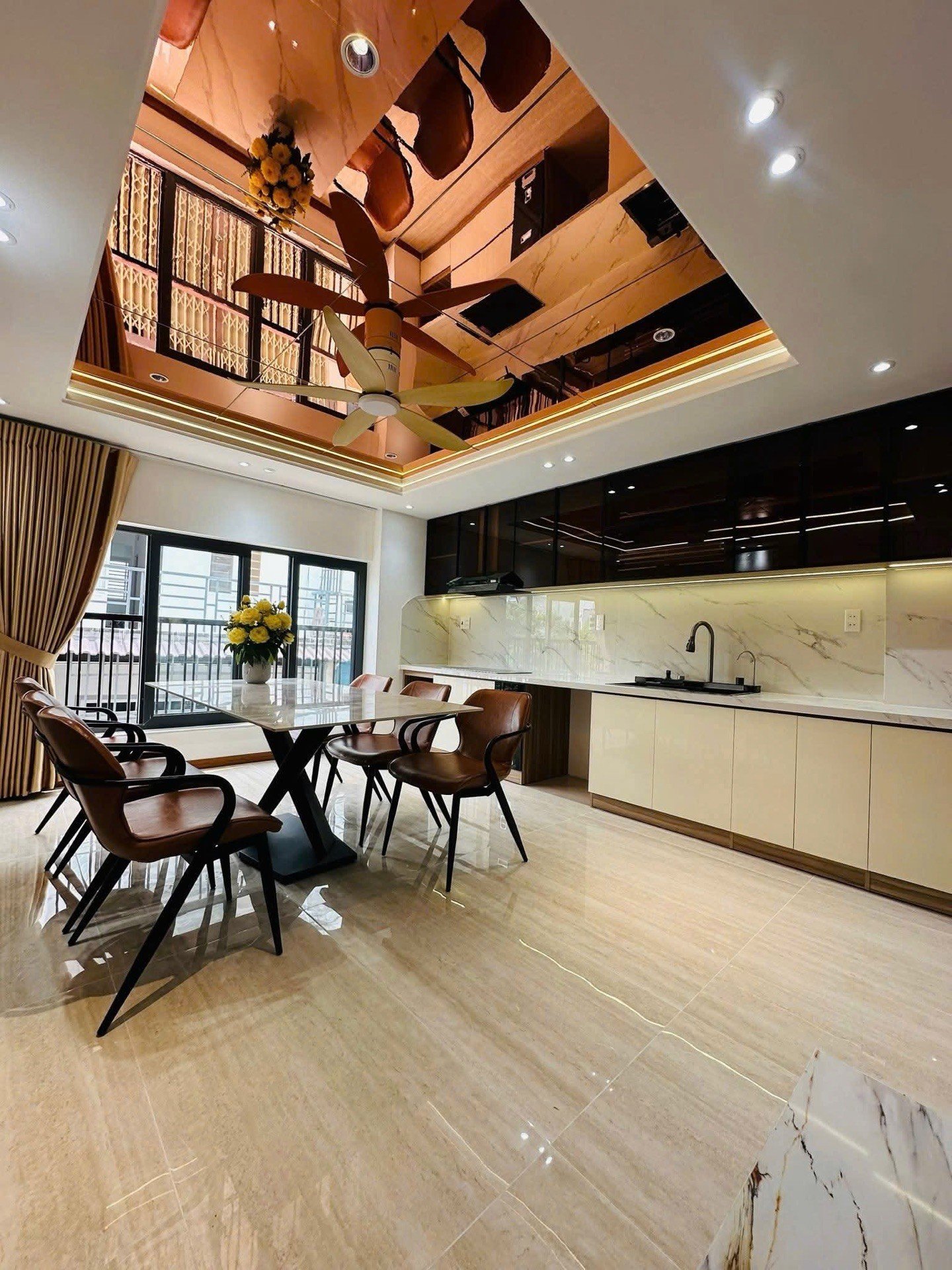 Bán nhà Thạnh Lộc 37, Quận 12 | ô tô đậu trong nhà