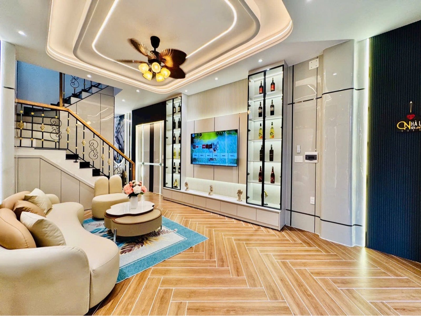 Bán nhà Thống Nhất 4m x 12m, 3 phòng ngủ, hướng Nam và có sân thượng