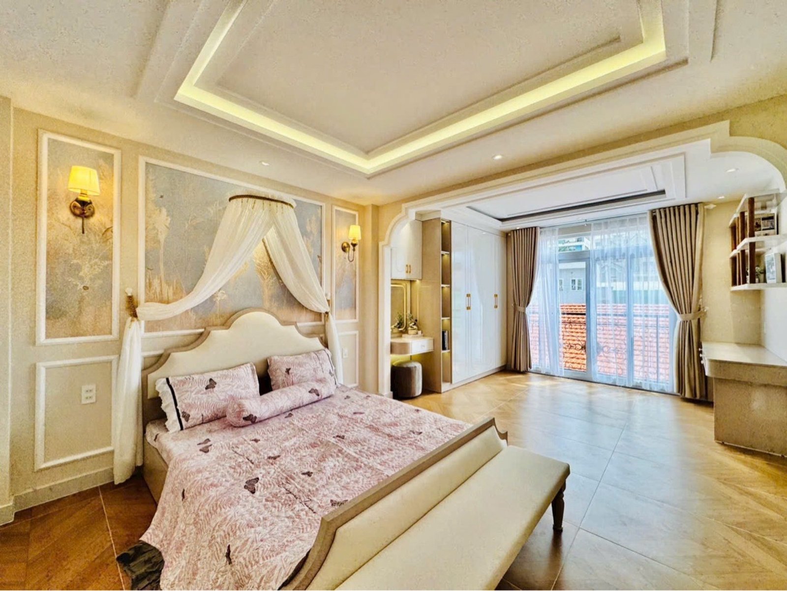 Bán nhà Thống Nhất, Gò Vấp, phong cách tân cổ điển và 4 phòng ngủ có phòng trệt