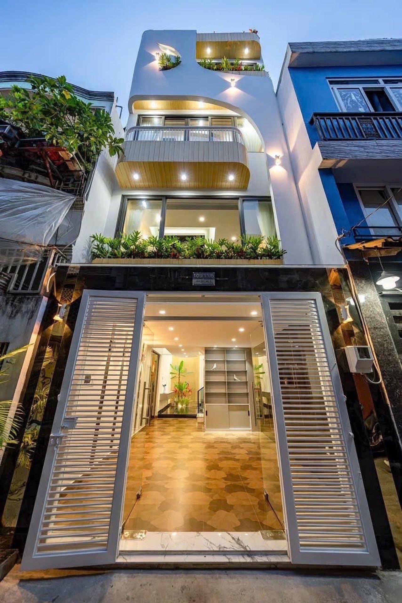 Bán nhà Đường số 4 gần Lotte Mart Gò Vấp, 5 tầng, công nhận 43,9m²