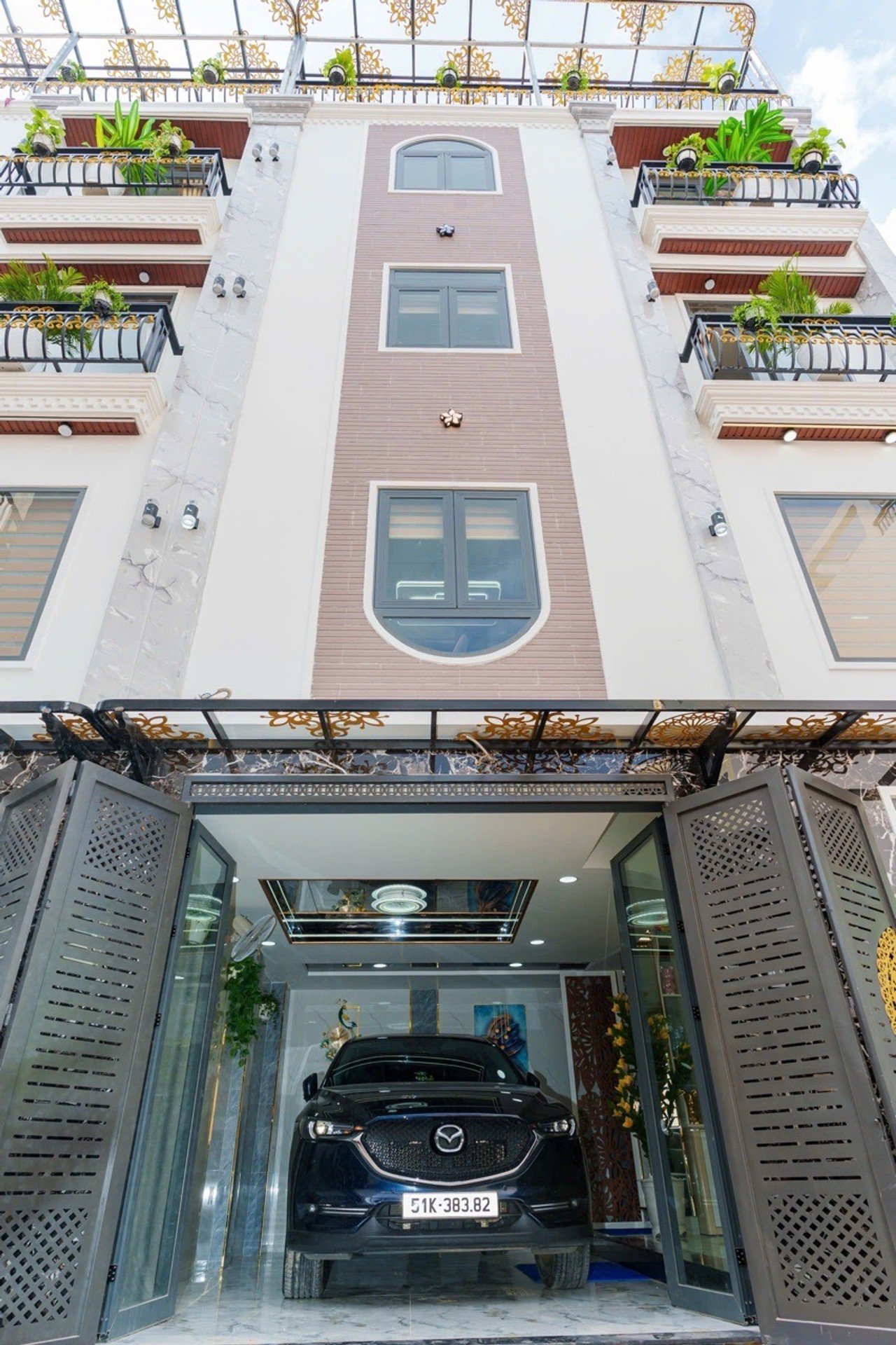 Bán nhà mới Phạm Văn Chiêu, Gò Vấp, ngang 6,7m, gara ô tô và 3 phòng ngủ