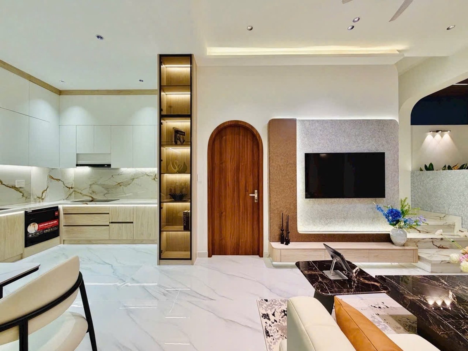 Bán nhà mới Thống Nhất, Gò Vấp, 47m² ngang 4,9m, hẻm xe hơi và 4 phòng ngủ