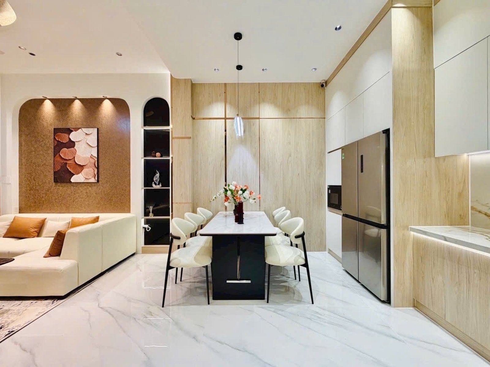 Bán nhà mới Thống Nhất, Gò Vấp, 47m² ngang 4,9m, hẻm xe hơi và 4 phòng ngủ